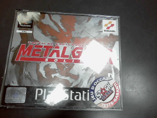 METAL GEAR SOLID PS1 reconditionné