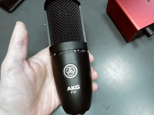 MICRO AKG P120 reconditionné