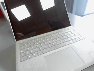 MICROSOFT SURFACE LAPTOP 4 RYZEN 5 8GO ... reconditionné