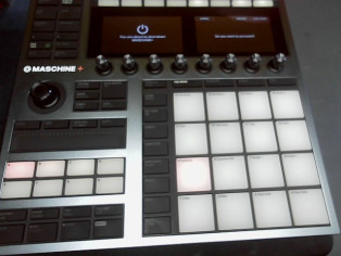 MASCHINE + NATIVE reconditionné