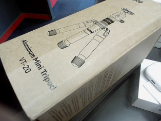 ALUMINIUM MINI TRIPOD VT-20 reconditionné
