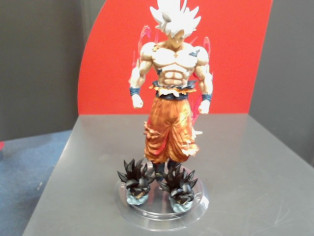 FIGURINE GOKU ULTRA INSTINCT reconditionné