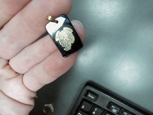 PENDENTIF ASTROLOGIQUE 9K + ONYX reconditionné