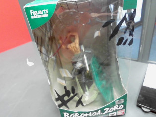 ZORO ONE PIECE FIGUARTS ZERO reconditionné