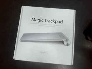 APPLE MAGIC TRACKPAD reconditionné