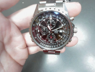 MONTRE CASIO EF-527 reconditionné