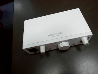 ARTURIA MINIFUSE 1 WHITE reconditionné