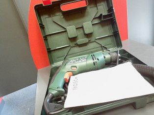 PERCEUSE BOSCH 700W + MALETTE reconditionné