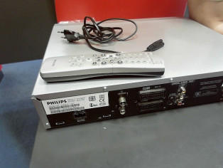 ENREGISTREUR DVD PHILIPS + TLD reconditionné