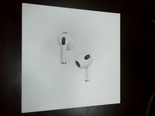 AIRPODS 3 reconditionné