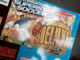 INTERNATIONAL SUPERSTAR SOCCER DELUXE ... reconditionné