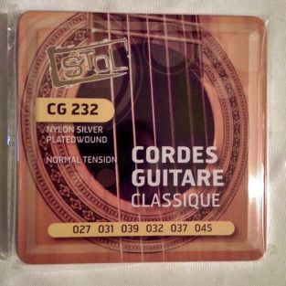CORDES GUITARE CLASSIQUE NEUVES CG232 reconditionné