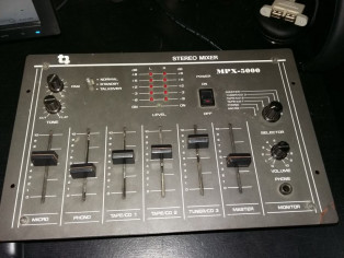 TABLE DE MIXAGE JBSYSTEMS MPX-5000 reconditionné