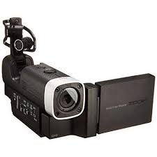 CAMERA ZOOM Q8