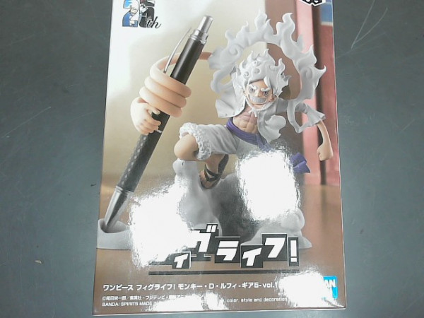 FIGURINE ONE PIECE reconditionné