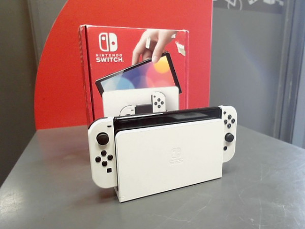 NINTENDO SWITCH OLED reconditionné