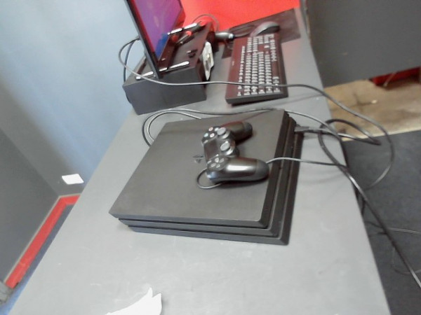 PS4 PRO 1TO