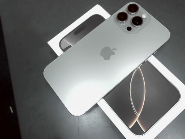 IPHONE 16 PRO MAX 256GO reconditionné