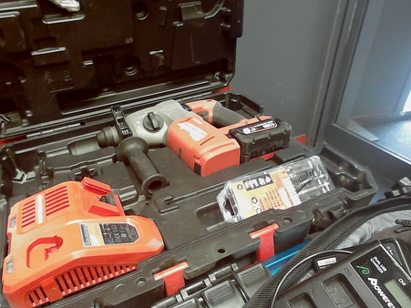 PERFORATEUR M18 MILWAKEE