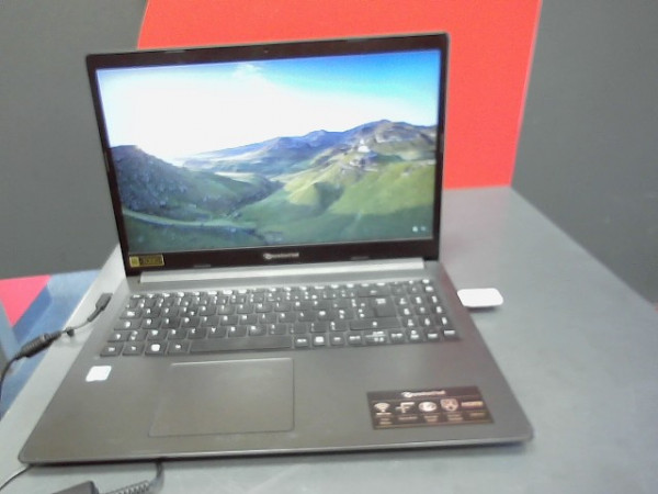 PC PORTABLE PACKARD BELL