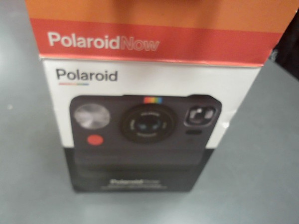 POLAROID NOW SANS CARTOUCHE