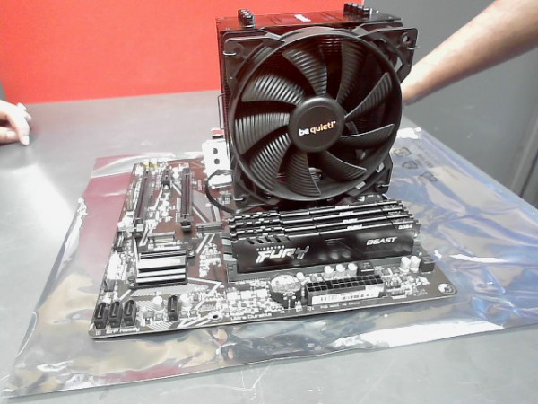 CARTE MERE 5800X + 32GO DDR4