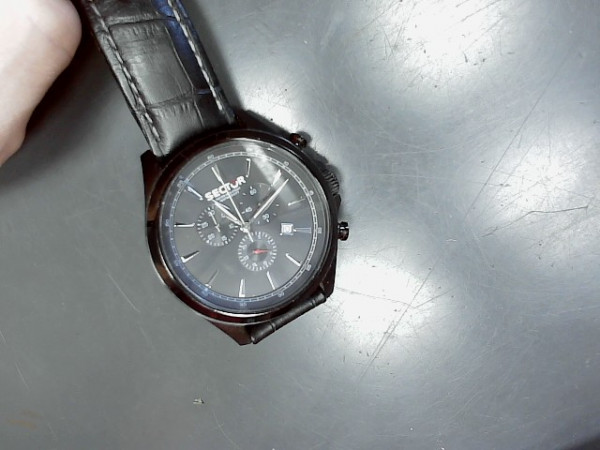 MONTRE SECTOR 290 reconditionné
