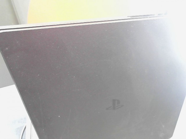CONSOLE PS4 SLIM 1TO + MANETTE SONY reconditionné