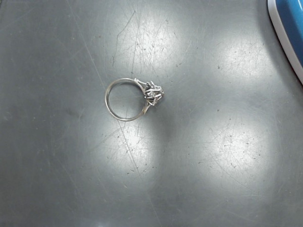 BAGUE OR BLANC 18K 2.67G DIAMANT reconditionné