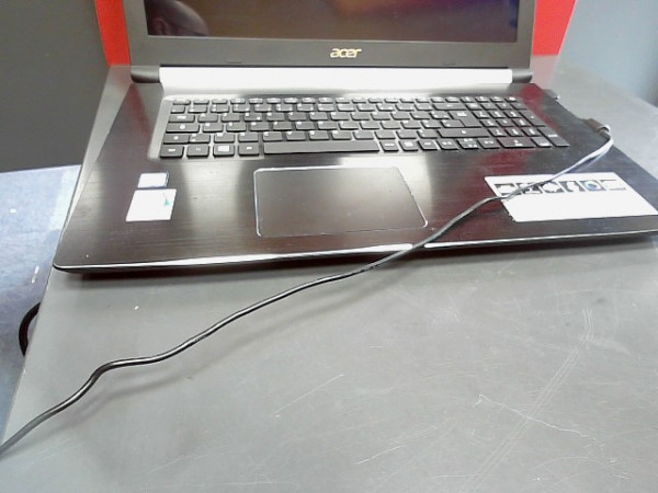 PORTABLE ACER ASPIRE 5 17 POUCES reconditionné