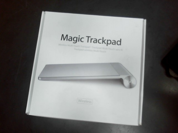 APPLE MAGIC TRACKPAD reconditionné