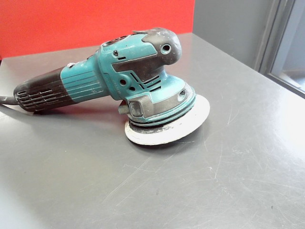 PONCEUSE MAKITA B06050 reconditionné
