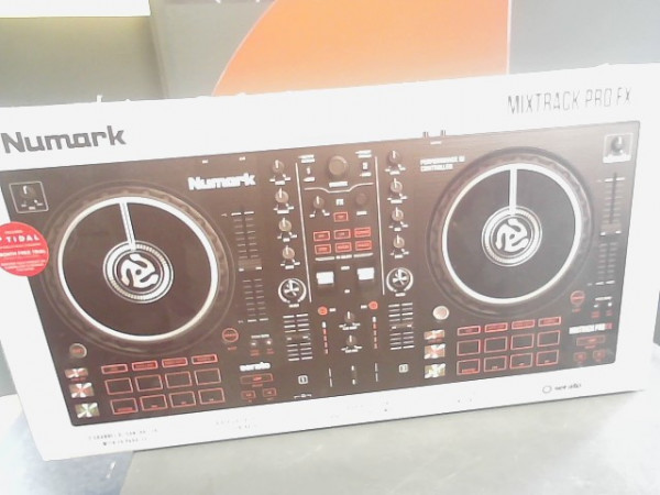 NUMARK MIXTRACK PRO FX reconditionné