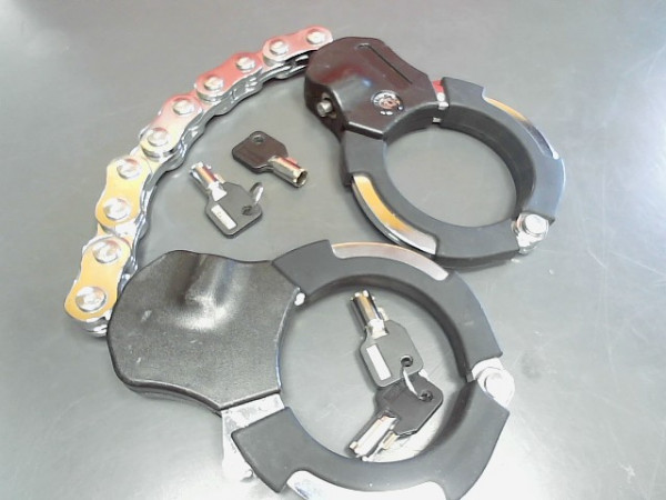 CADENA MENOTTE + 4 CLEES reconditionné
