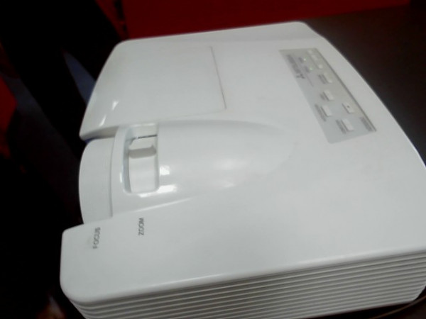 VIDEOPROJECTEUR MITSUBISHI  XD550U reconditionné