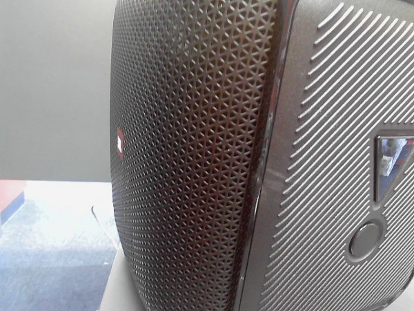 JBL PARTYBOX ESSENTIAL 1 reconditionné