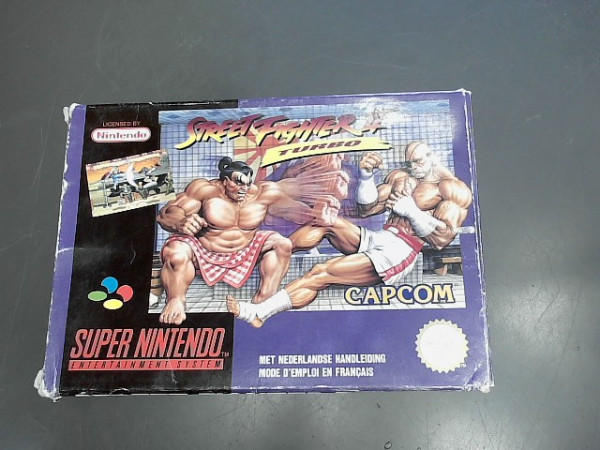 STREET FIGHTER II TURBO SNES reconditionné