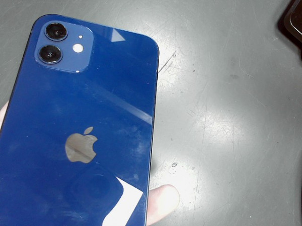 APPLE IPHONE 12 BLEU 64GO reconditionné
