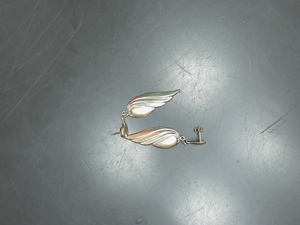 BOUCLES OREILLE AILES 2.26G 18K reconditionné