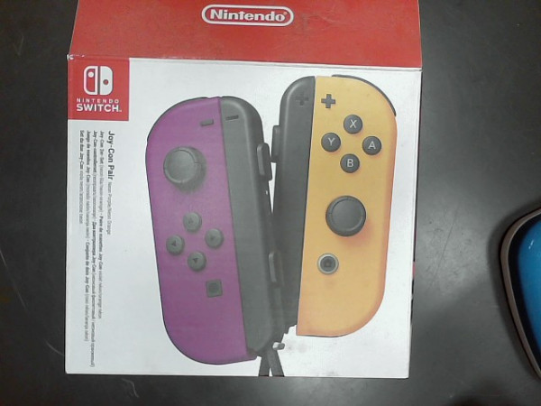 PAIRE DE JOYCON COLORES reconditionné