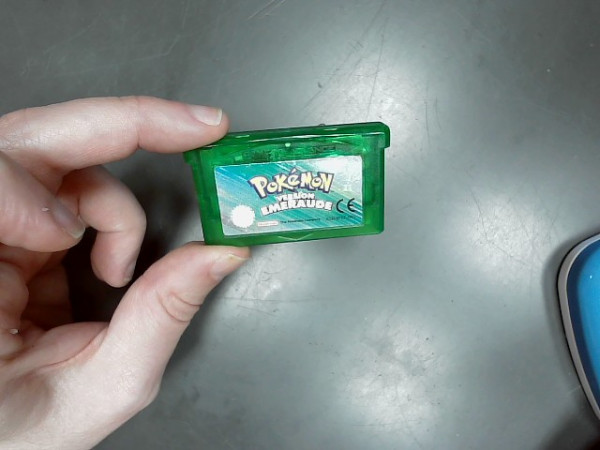 POKEMON VERSION EMERAUDE GBA reconditionné