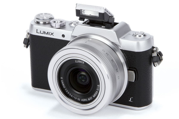 APPAREIL PHOTO HYBRIDE PANASONIC LUMIX DMC-GF7 ARGENT + 2 BATTERIES reconditionné
